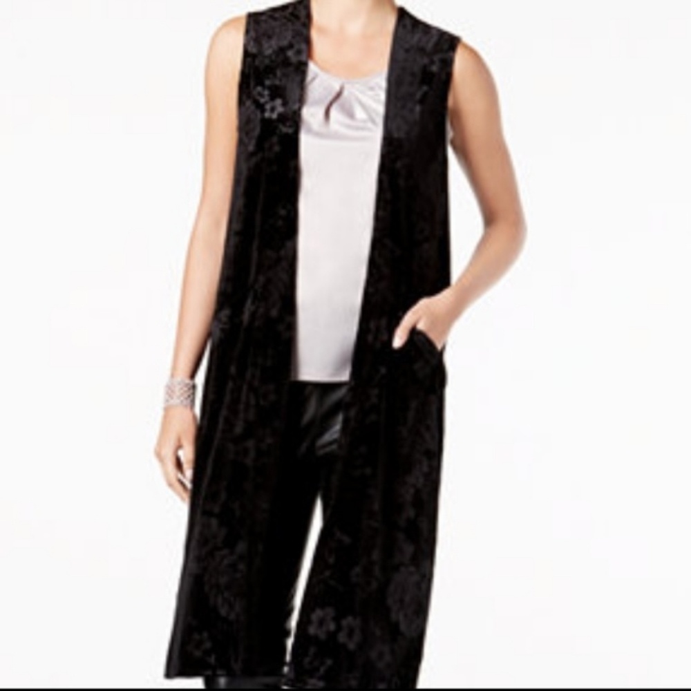 Steve Madden Eastern Flair Embossed Velvet Vest M - Picture 1 of 3